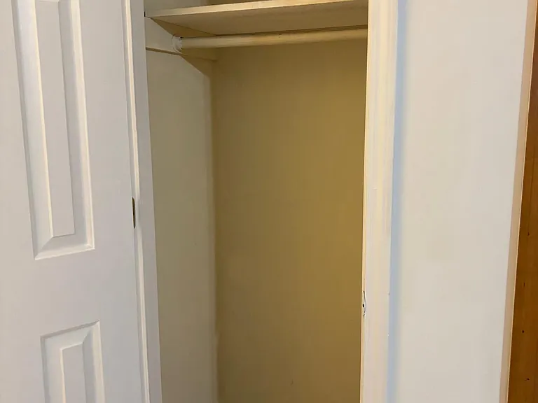 1460 Crowndale Dr — Photo 21