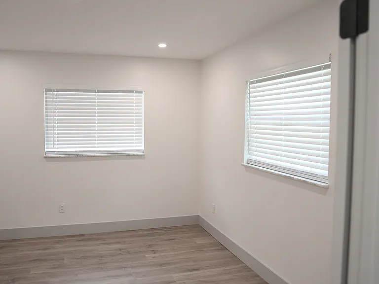 13795 Antigua Dr — Photo 21