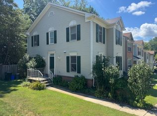 7261 Olde Lantern Way, Springfield, VA 22152