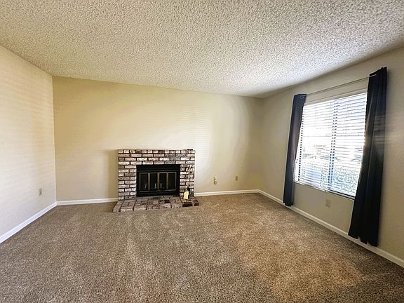 5th image of 180 Park Place Dr
