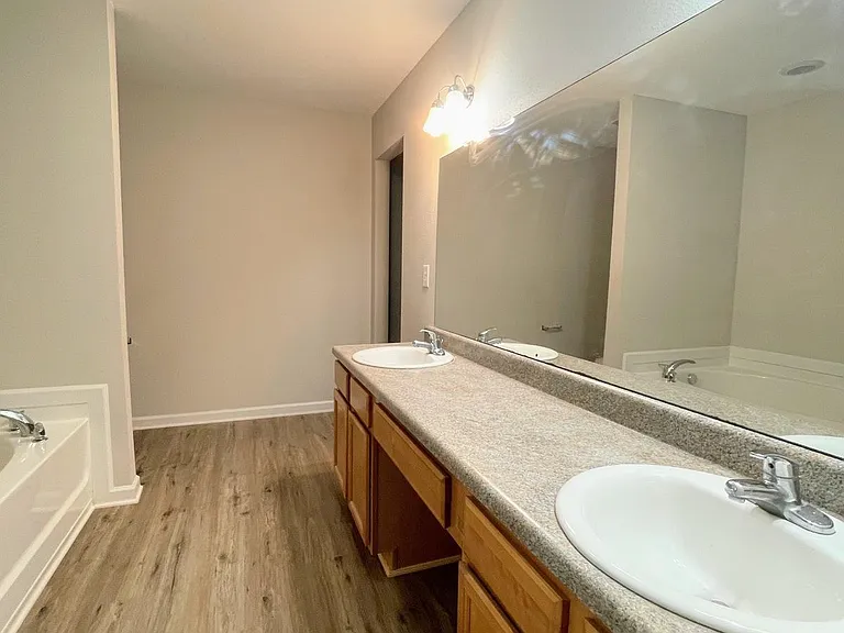 30003 Westfield Dr — Photo 27
