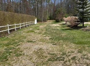 15 Madaket Ln, Kennebunk, ME 04043