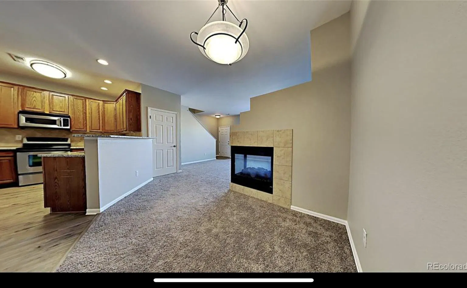 2 bed, 1672 sqft, $2,495 — Photo 4