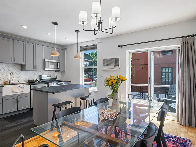 3446 Corlear Ave #1 — Photo 5
