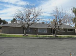 351 Terrace Dr, Brawley, CA 92227