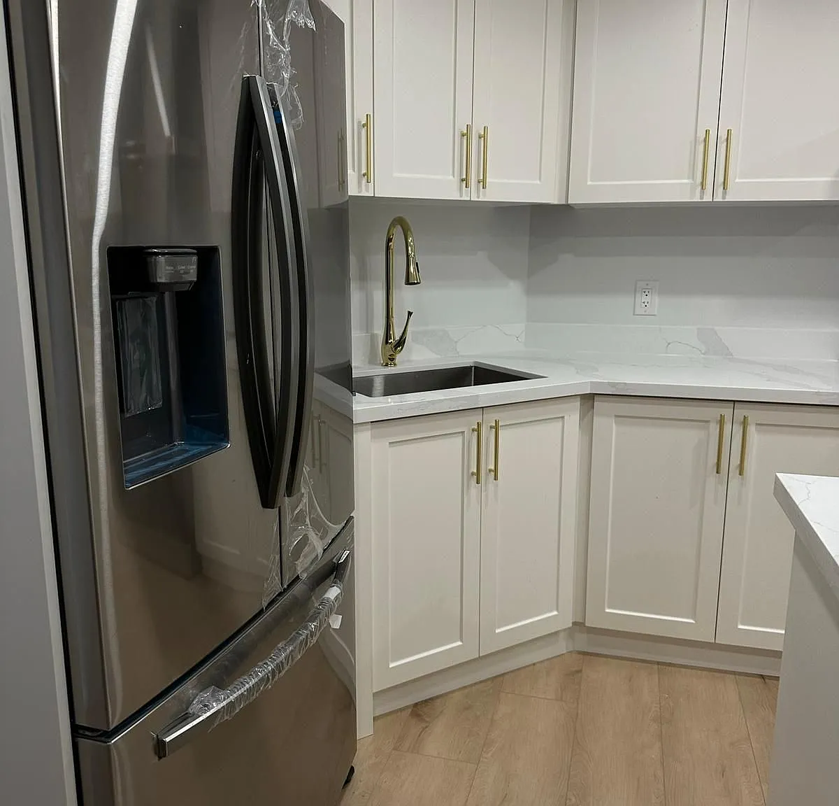 2 bed, $2,200 — Photo 4