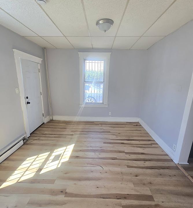 1st image of 900 Flora St #1RA