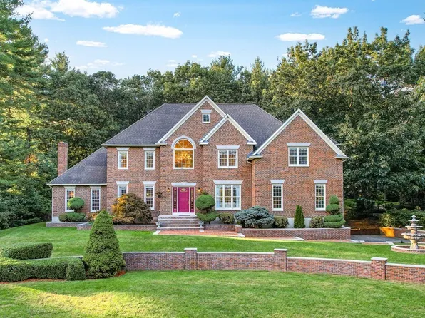 3 John Pierson Ln, North Reading, MA 01864
