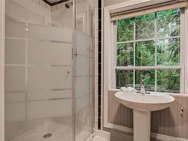104 Unadilla Ave — Photo 20
