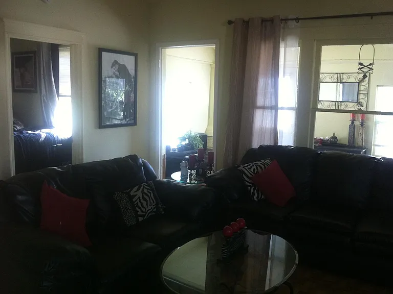 1211 S Elgin Ave — Photo 3