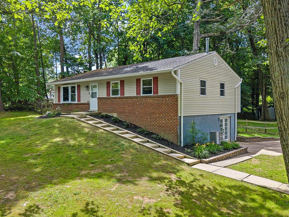 1st image of 617 Wayward Dr