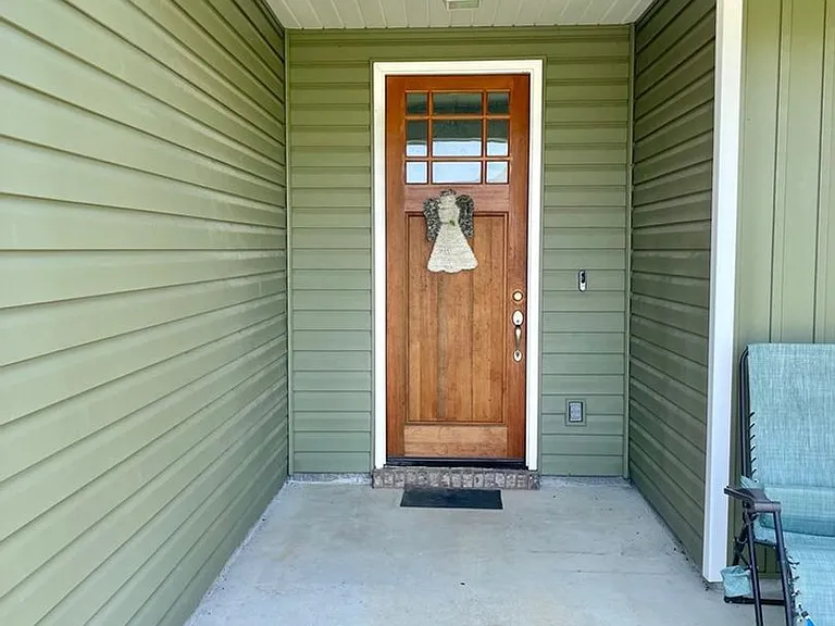 3947 Crusader Ct — Photo 2