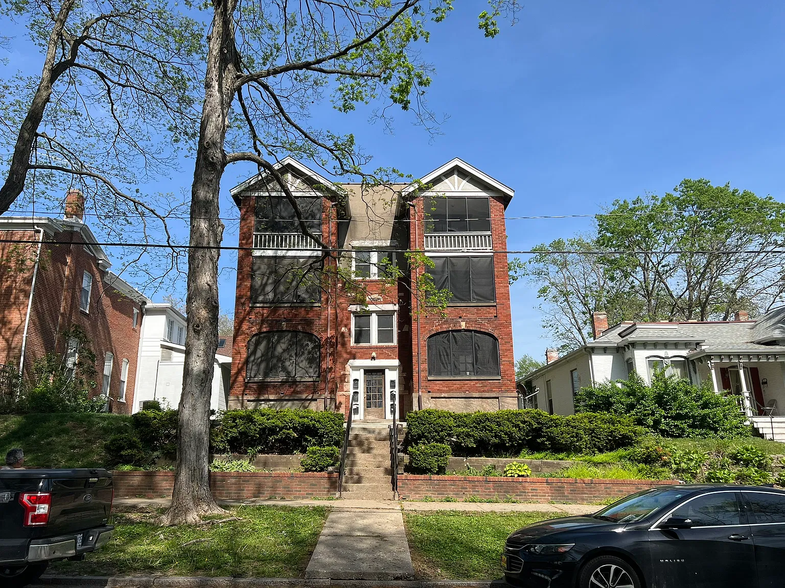1 bed, $550 — Photo 1