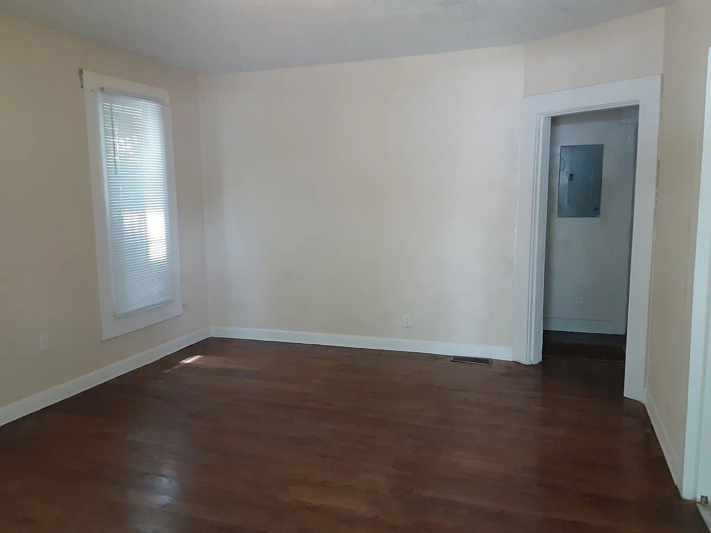 2 Bedroom home — Photo 3