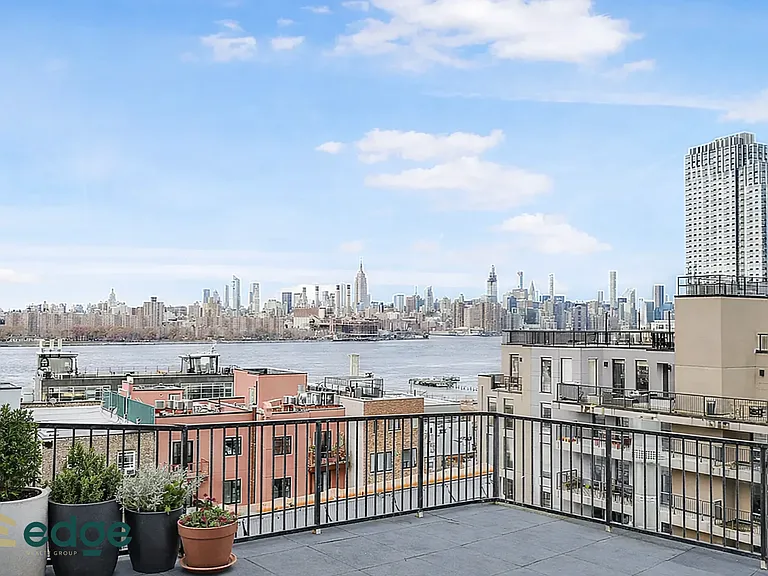 57 Grand St #2A — Photo 11