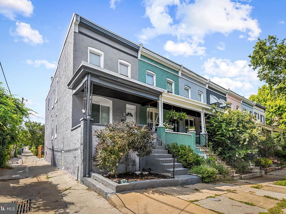 1st image of 3700 Chestnut Ave