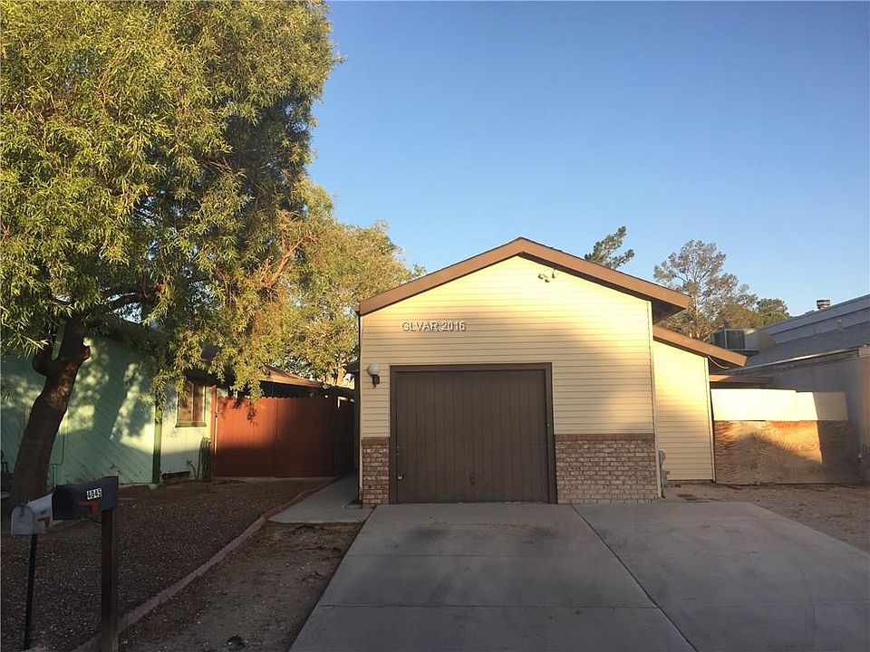 1st image of 4045 Woodgreen Dr