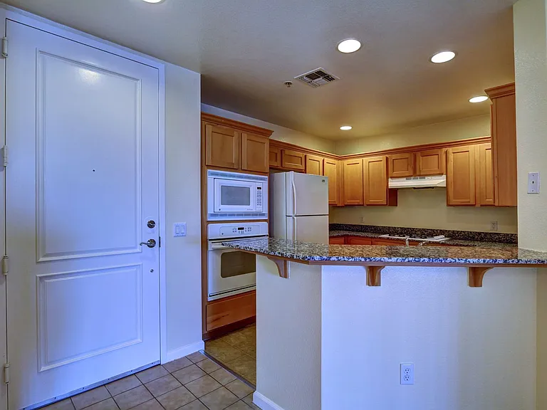 47 E Agate Ave #405 — Photo 7