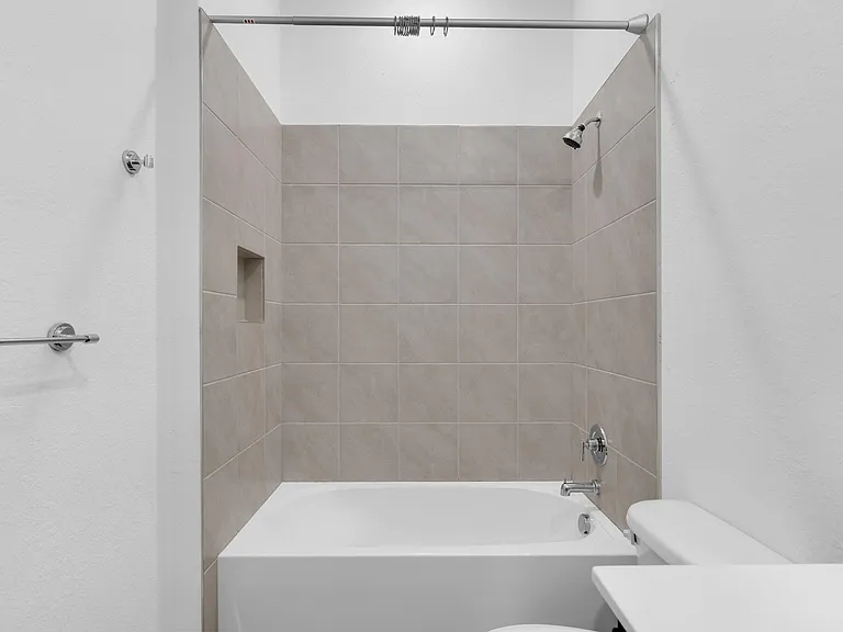 19742 Weathervane Way — Photo 27