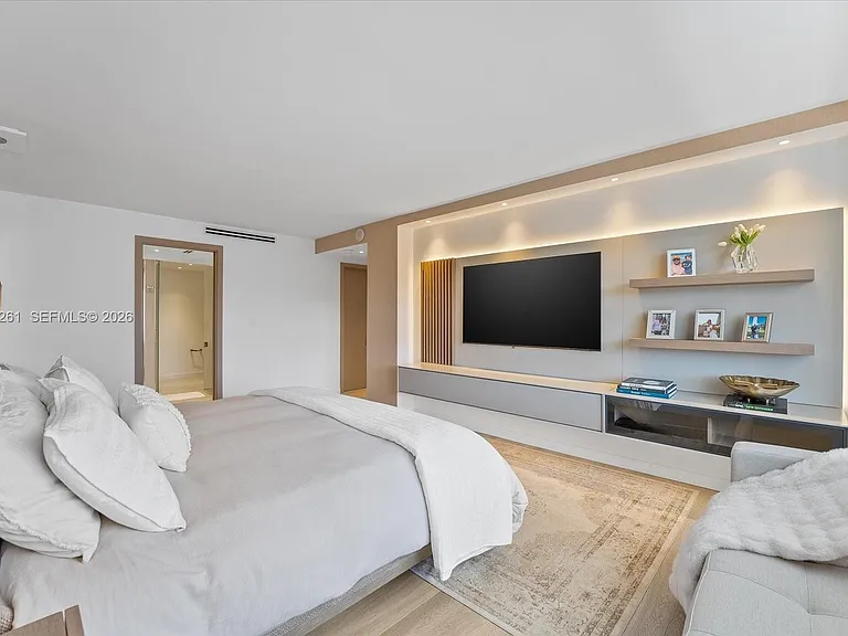 199 Ocean Lane Dr #1001 — Photo 19