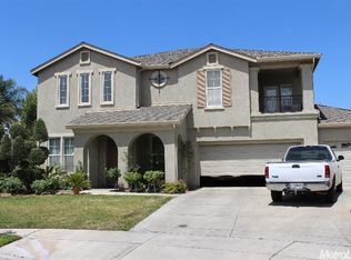 5836 Eisenhower Dr, Riverbank, CA 95367