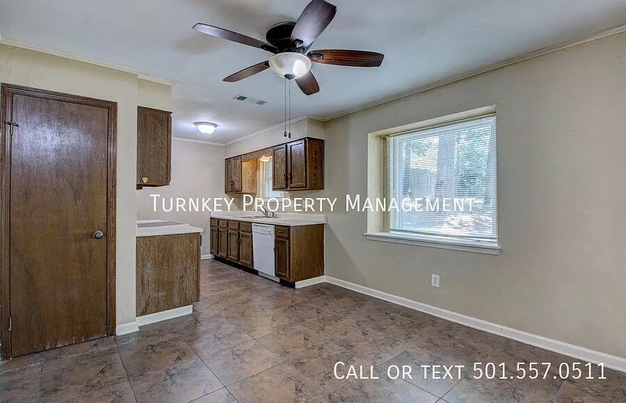 11501 Cedar Springs — Photo 3