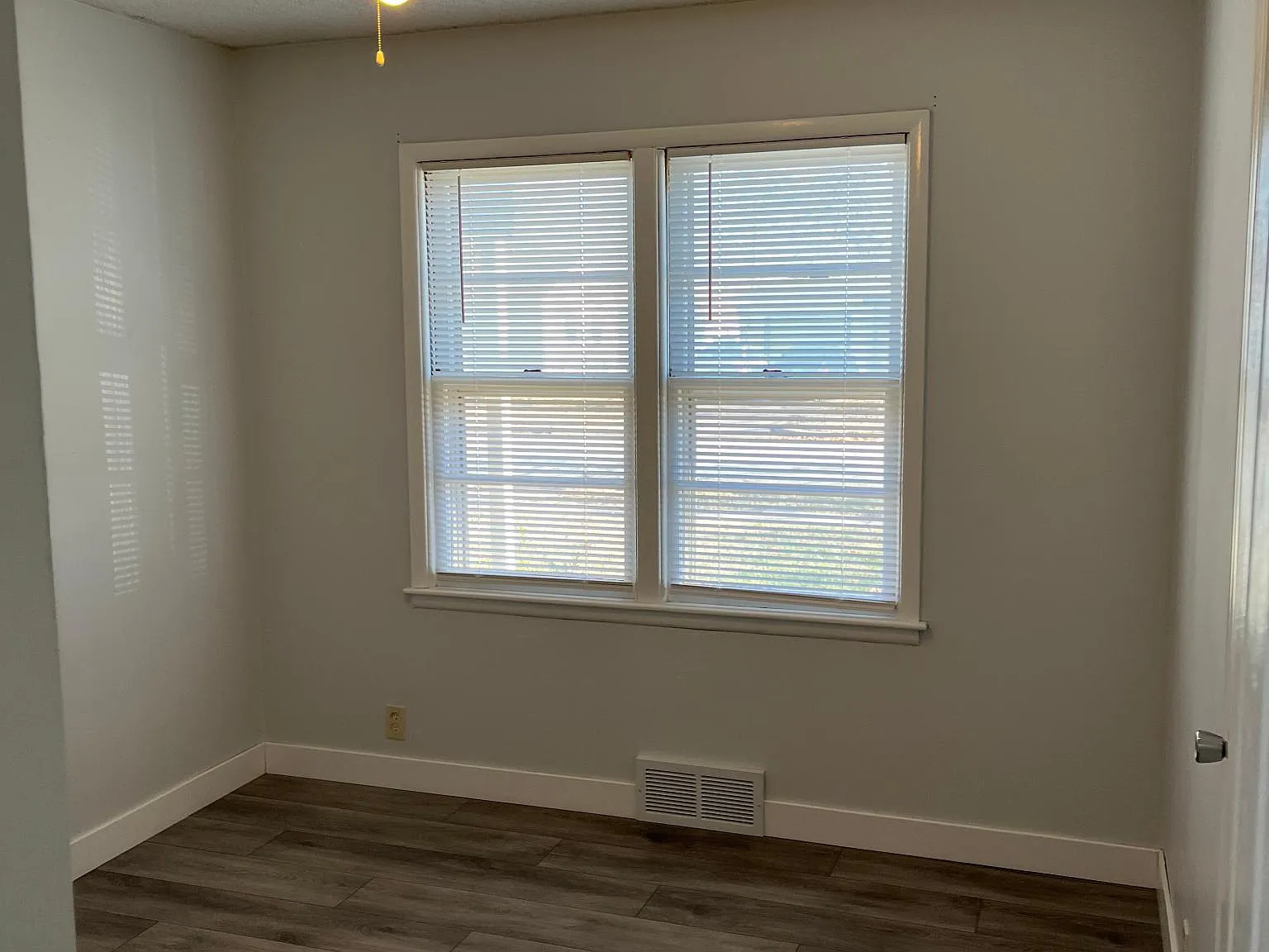 3317 S Osage Ave — Photo 4