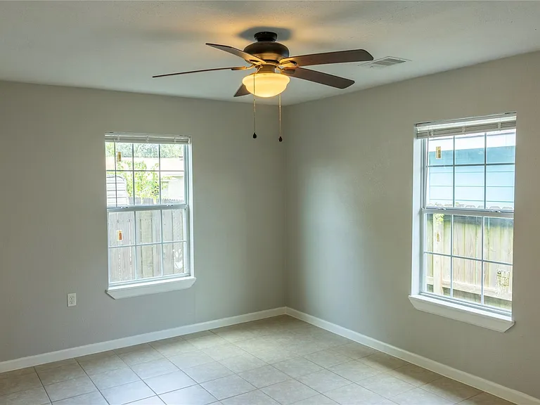 537 Cottontail Dr #B — Photo 13
