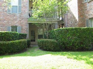 5 Tournament Way #3, The Hills, TX 78738