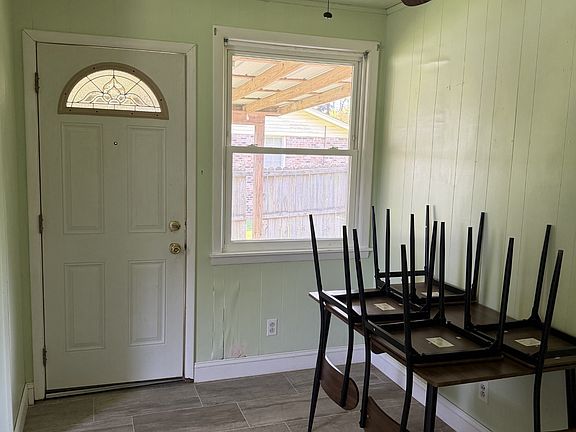 4th image of 6 Greer Ct #6