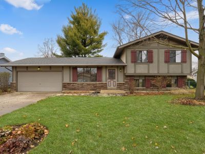 5002 W Dartmoor Dr, McHenry, IL, 60050