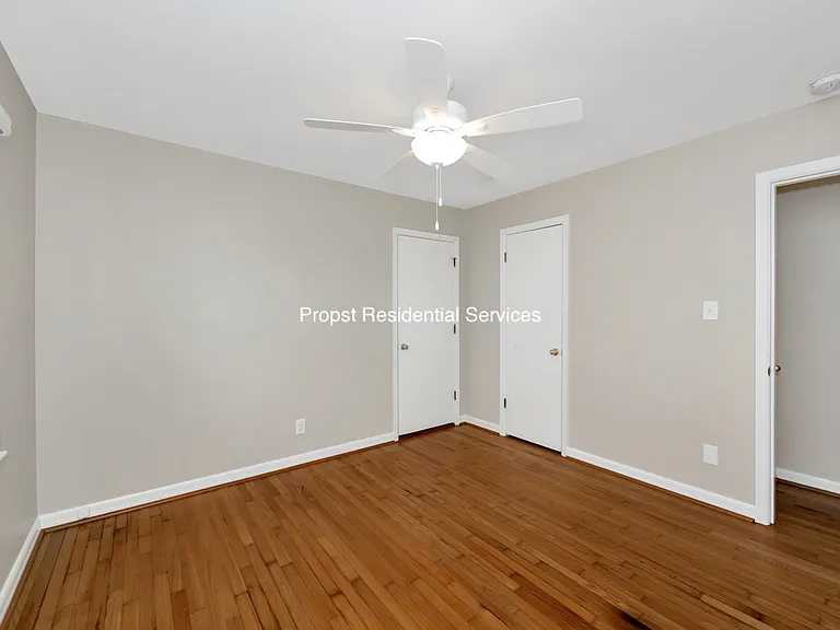 823 Stanhope Dr NE — Photo 19