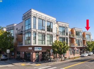 838 SE 38th Ave UNIT 313, Portland, OR 97214