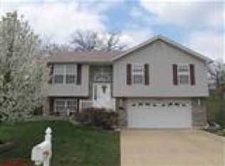 6405 Bradford Farms Dr, Imperial, MO 63052