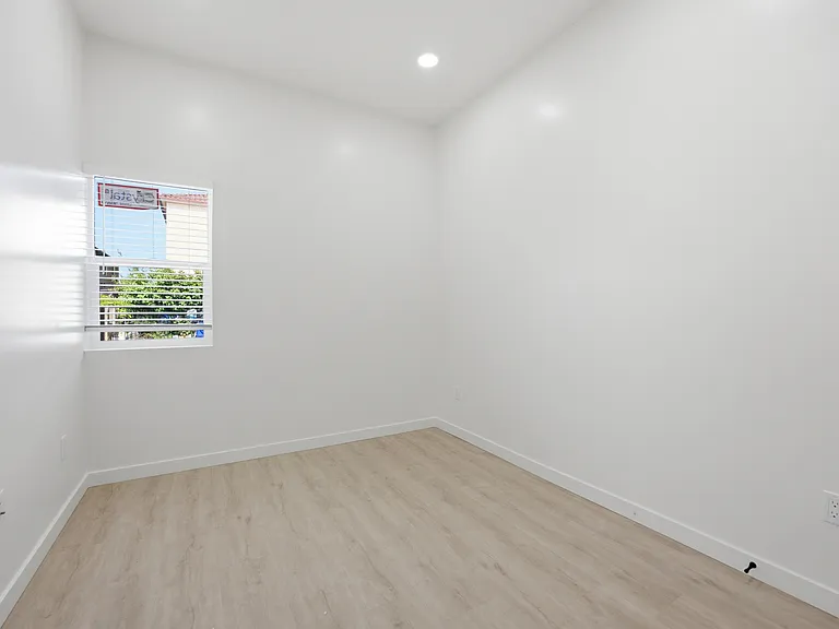 4553 North Ave #1 — Photo 9