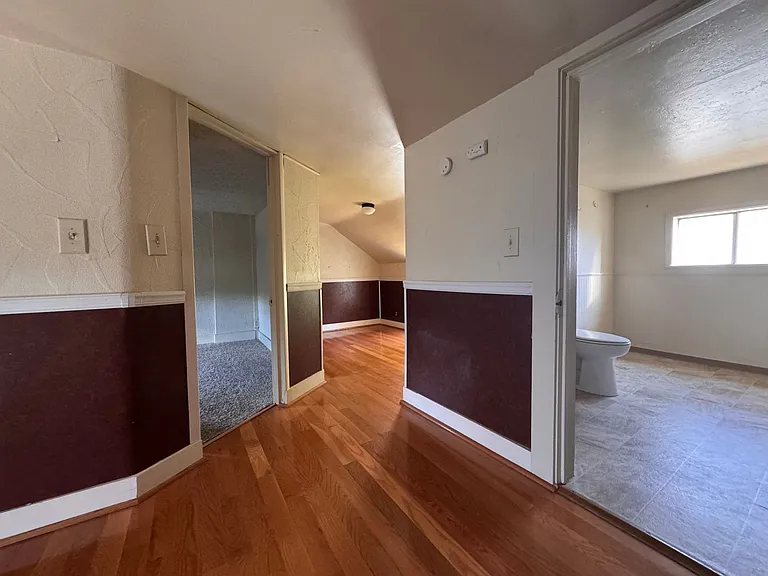 224 Maple St — Photo 9
