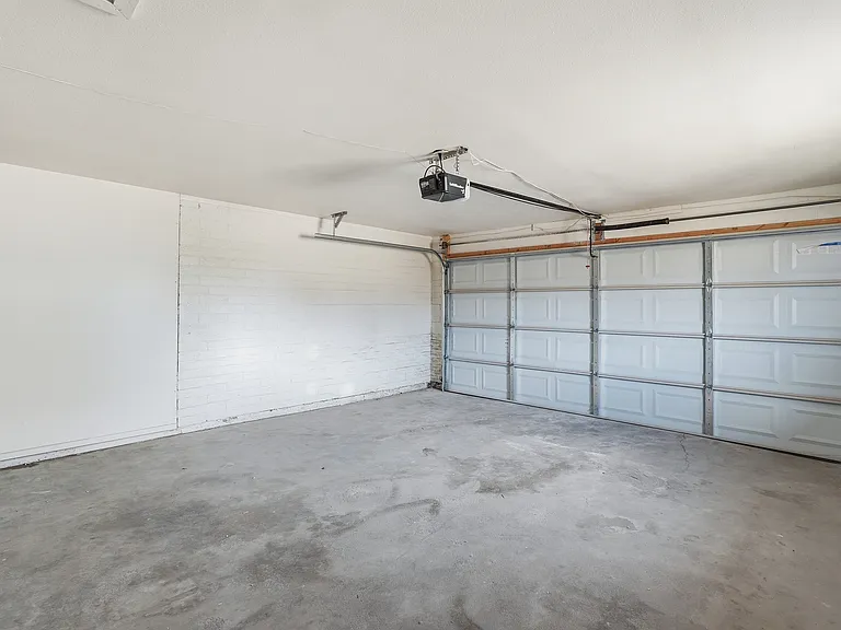 1034 E Hermosa Dr — Photo 25
