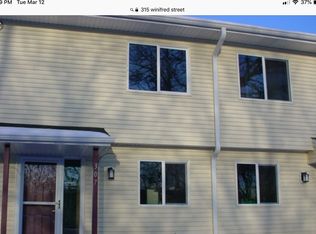 315 Winifred St E, Saint Paul, MN 55107