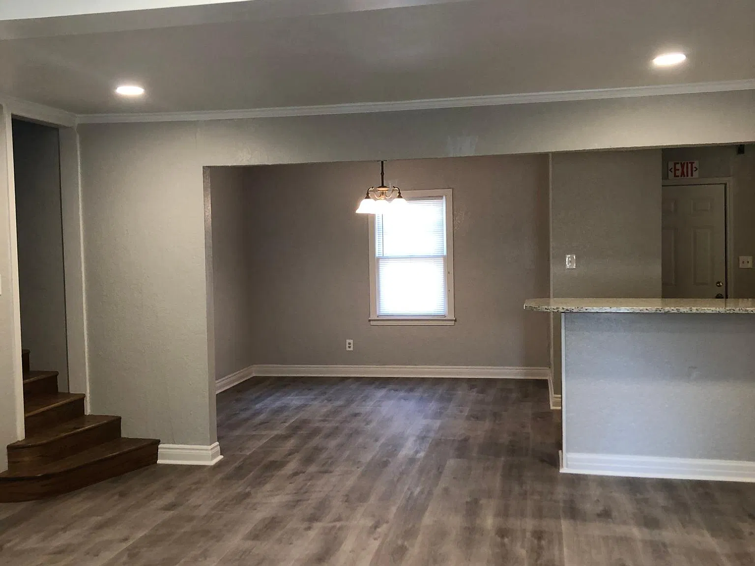 3 bed, 1600 sqft, $1,800 — Photo 1