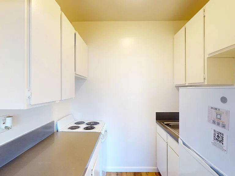 535 41st Street — Photo 11