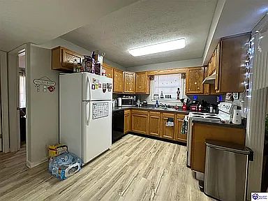 4th image of 115A Kenilworth Ct #B