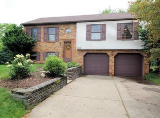 1208 Megown Dr, South Park, PA 15129