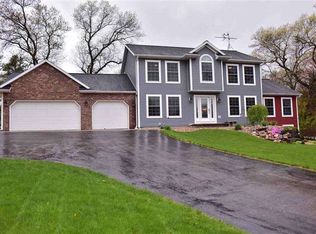 S1995 Park Ln, Reedsburg, WI 53959