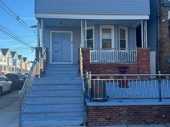 296 Avenue B image 1 of 12