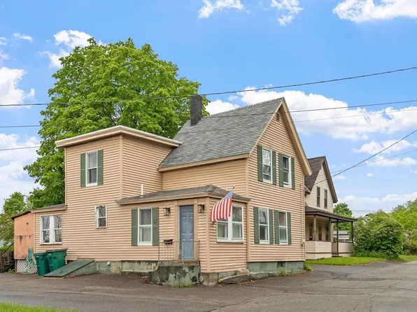 77 Mack Rd, Fitchburg, MA 01420