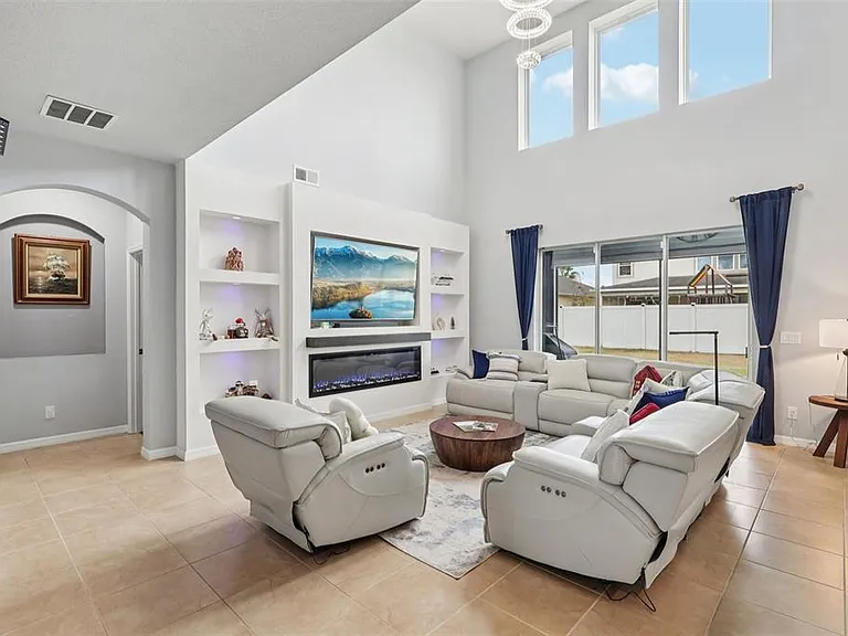 Plantation Oak Dr — Photo 8