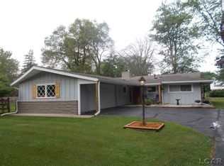 425 W Westwood Dr, Adrian, MI 49221