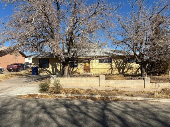 10705 Benito St SW, Albuquerque, NM 87121