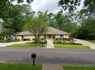 839 Woodstone Dr, Baton Rouge, LA 70808