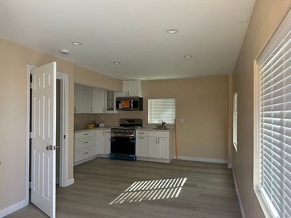 5th image of 14790 Kennebec Ct